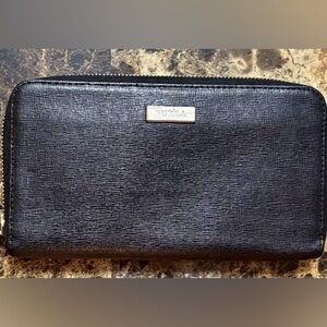 Furla  Black Wallet authentic